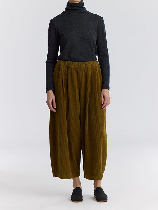 Black Crane - Corduroy Wide Pants in Olive