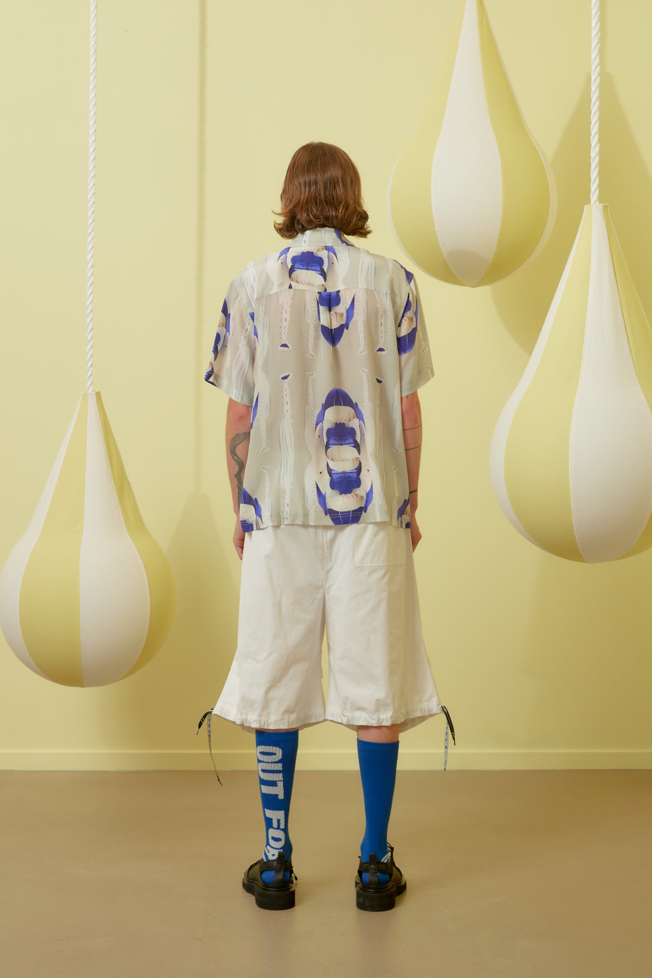 Henrik Vibskov shirt - Transfered Shirt match beige gloves