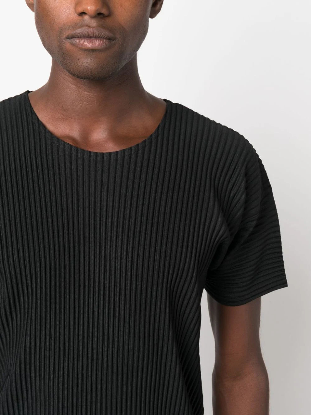 Issey Miyake Homme Plisse shirt - AW23 Pleated Short Sleeve Shirt black