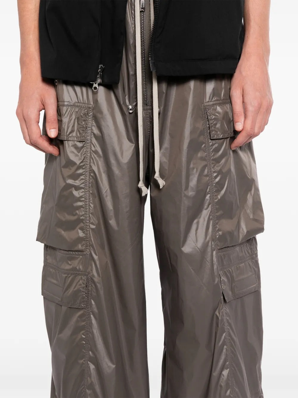 Rick Owens DRKSHDW Double Cargo Jumbo Belas Pants Dust - detail view showing zip fastening and fabric