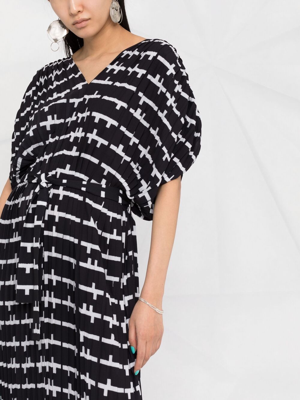 Jelly Dress Plissé - Black and White Matches-[-Henrik Vibskov-6