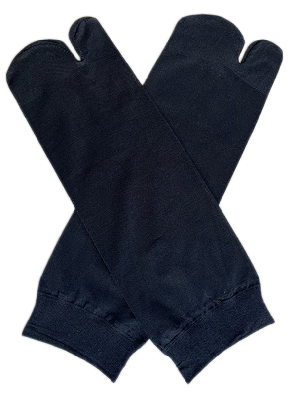 Ankle Nylon Tabi Socks in Black