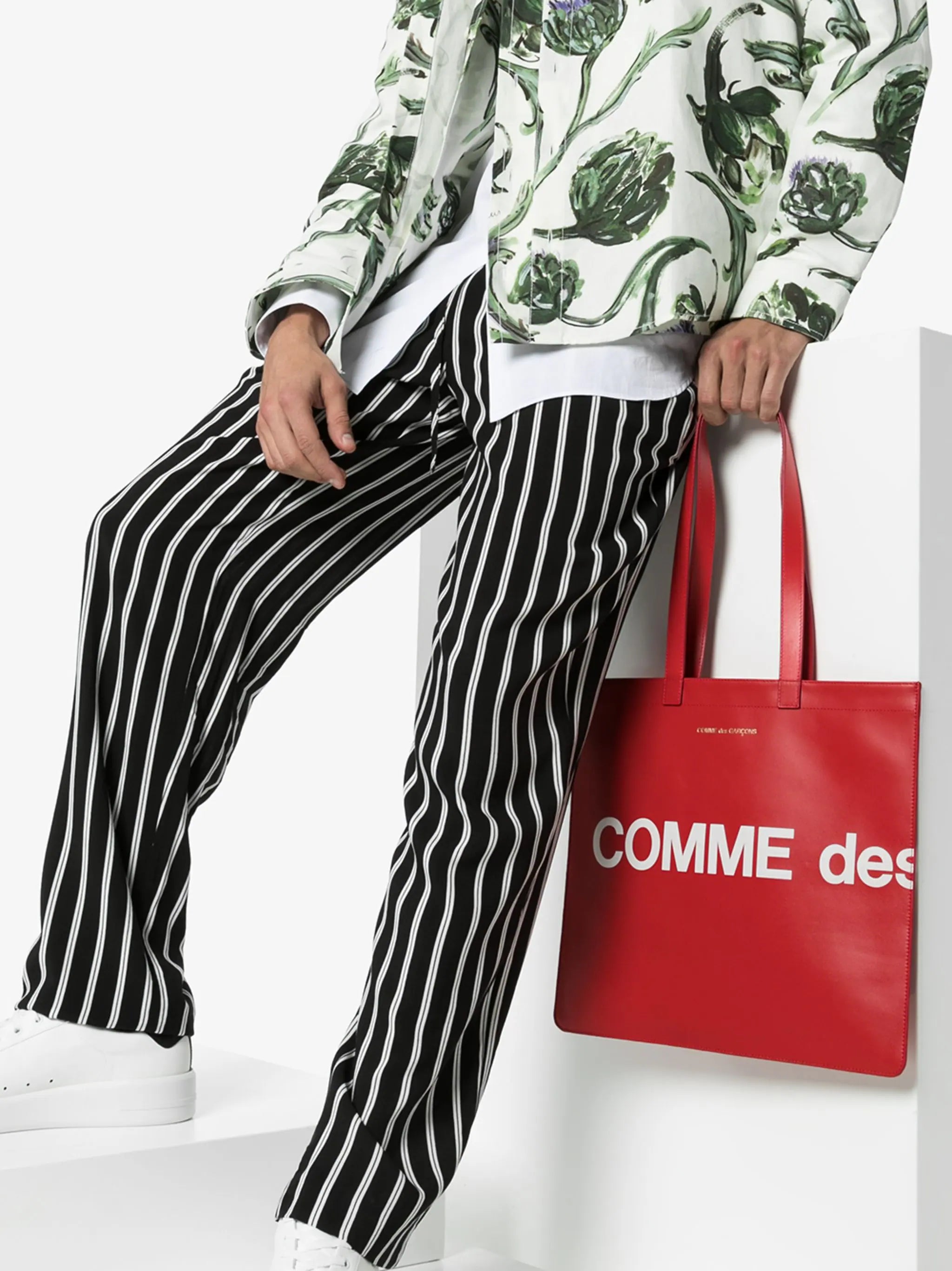 Comme des Garçons Wallet - SA9001HL Tote Bag in Red 