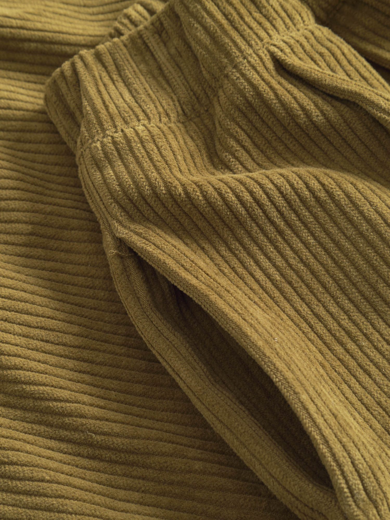 Black Crane - Corduroy Wide Pants in Olive