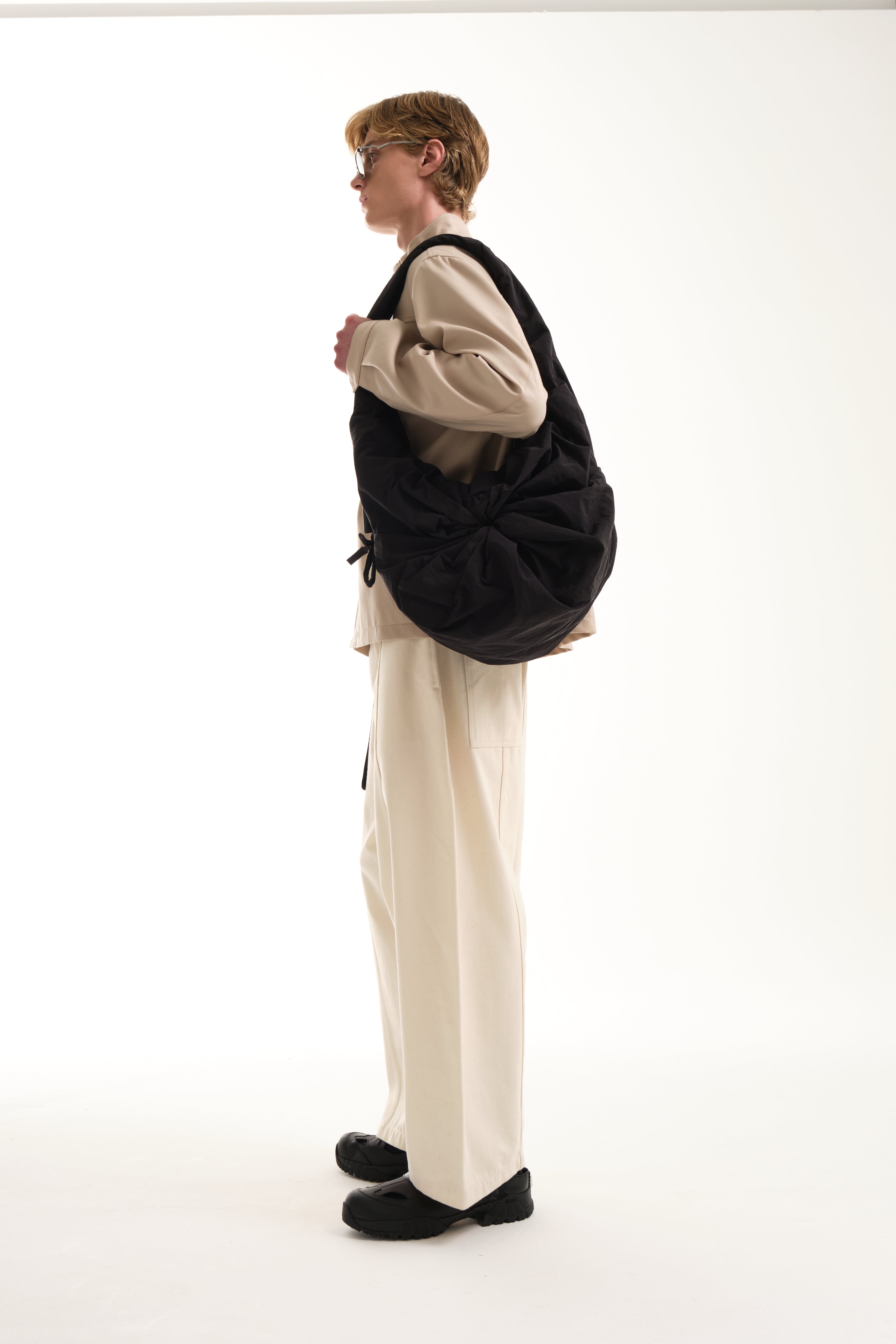 Po Smooth in Black from Côte & Ciel