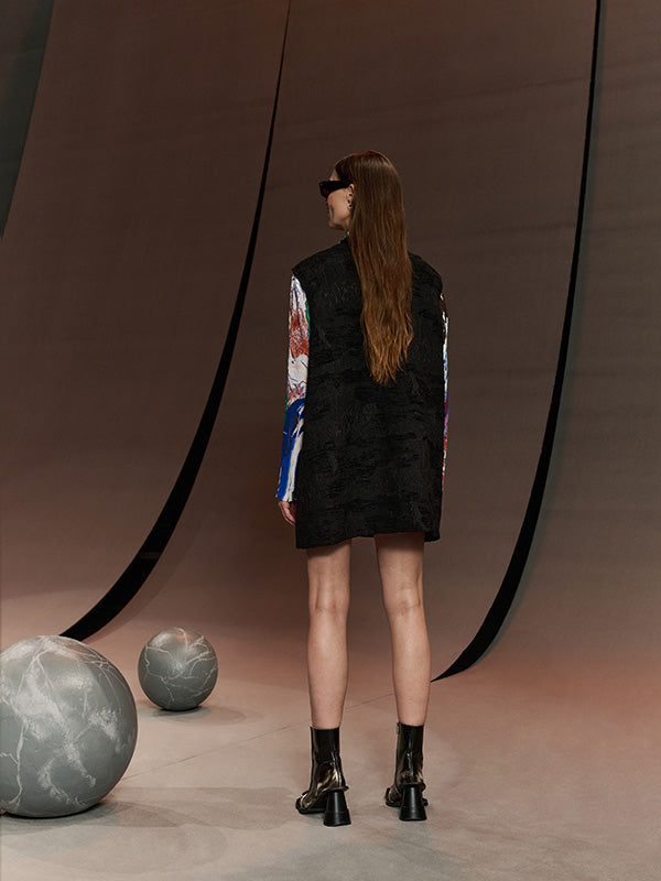 Dart Sleeveless Dress in Fishes Black from Henrik Vibskov
