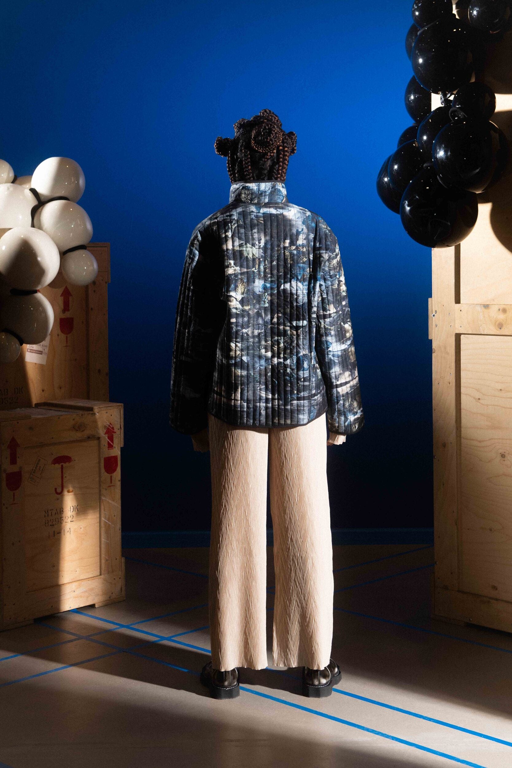 Henrik Vibskov pants - Naptune Plissé Pant in Warm Sand 