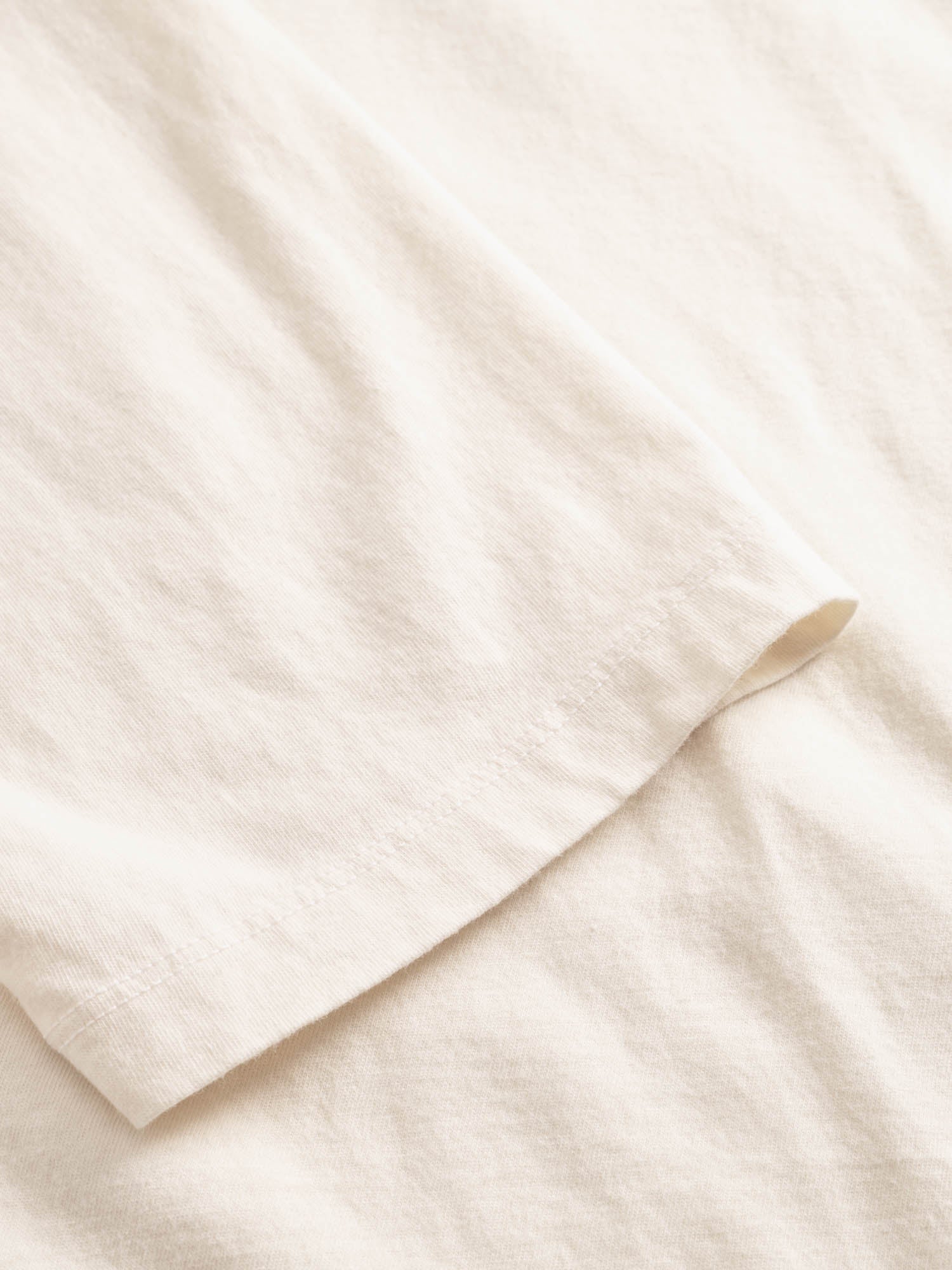 Black Crane - Loose Longsleeve Tee in Ivory