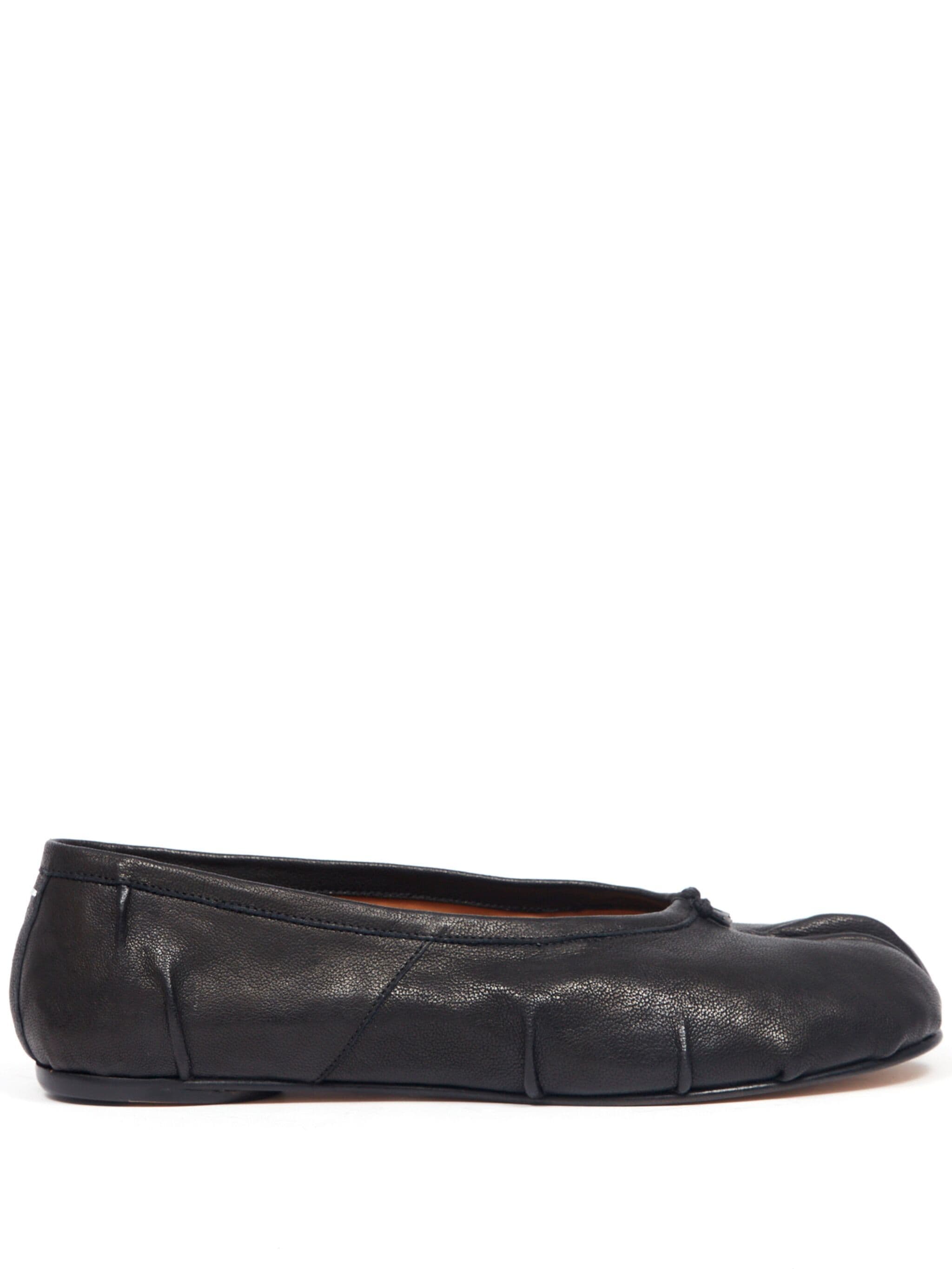Maison Margiela - pleated ballerina tabi in black - 1