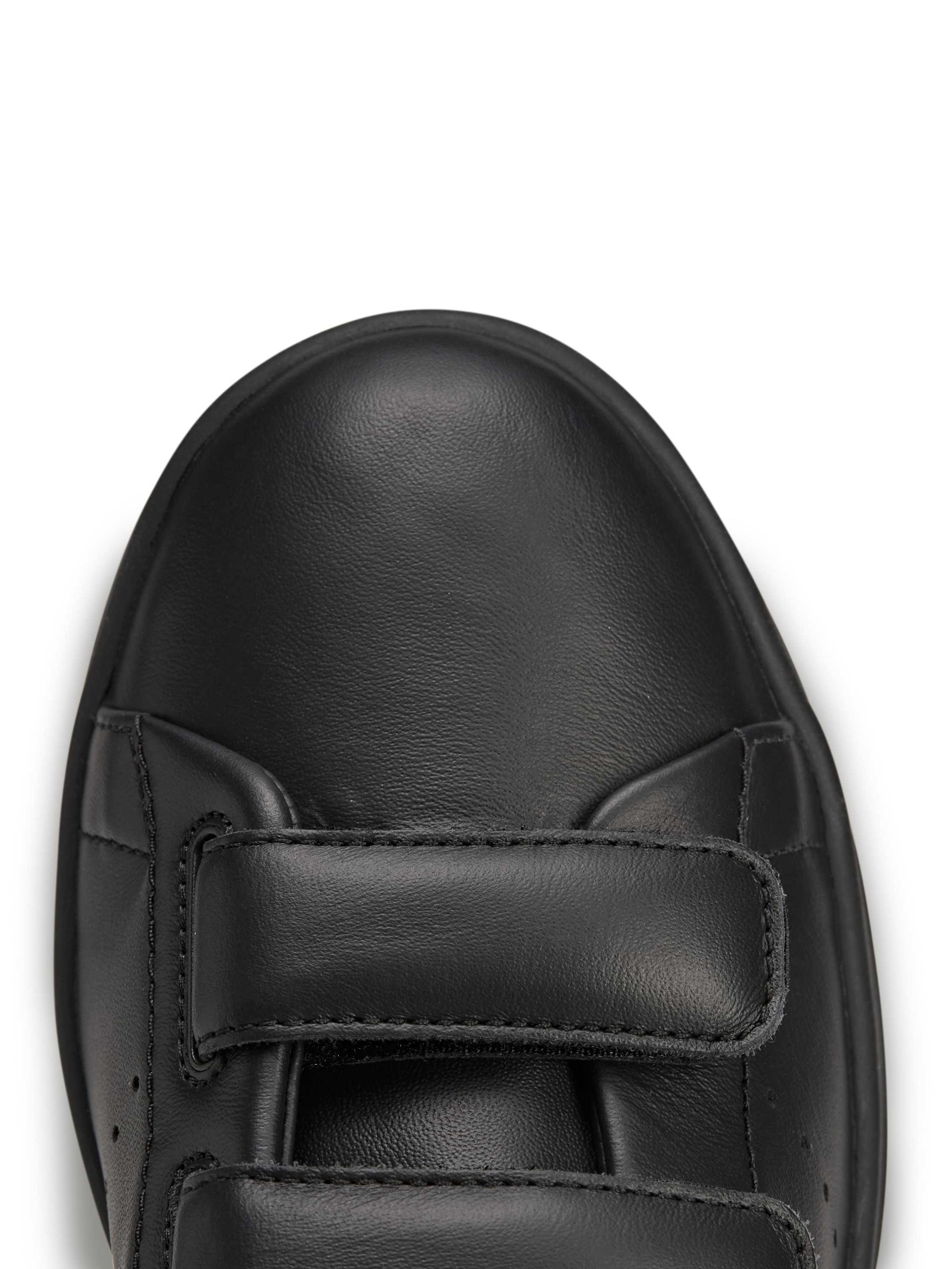 Top-down packshot of the Y-3 Stan Smith Hook-and-Loop Shoes in Black, highlighting the hook-and-loop strap closure and perforated 3-Stripes.