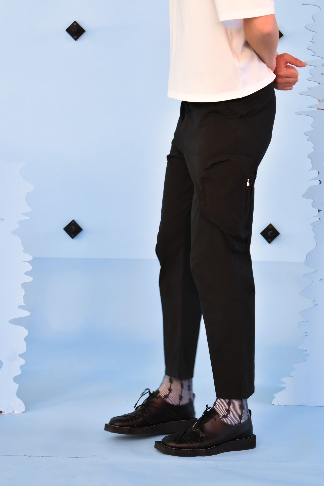 Henrik Vibskov cargo pants in black - 5